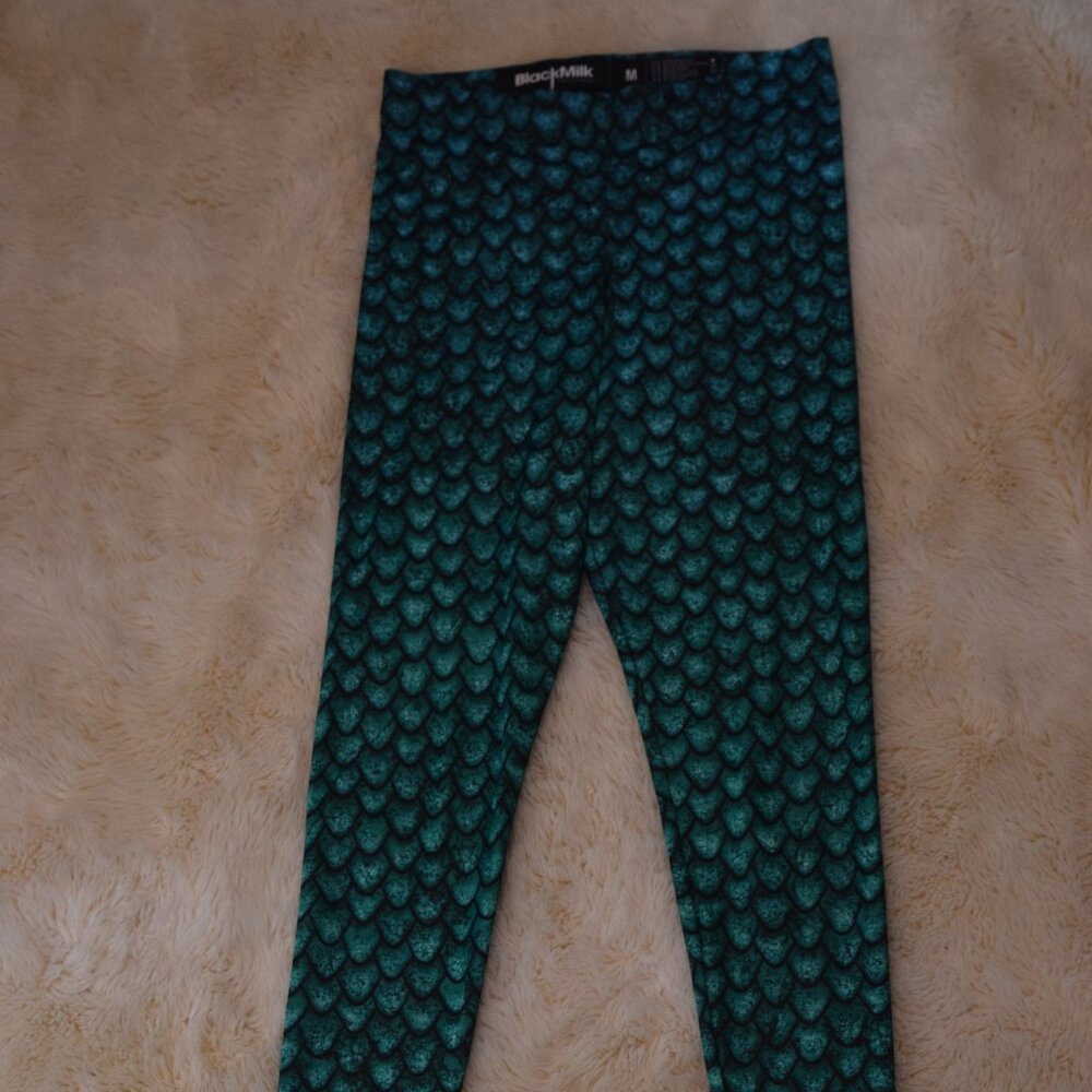 BlackMilk Dragon Scale Leggings